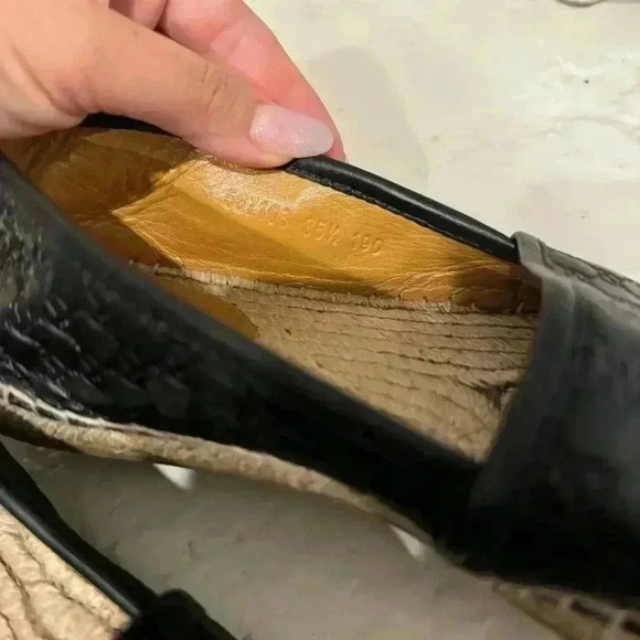 Authentic GUCCI Black Microguccissima Leather Slip On Espadrille Flats Size 35.5 - Picture 6 of 9